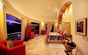 Francisco Master Suite