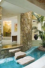 villas for sale entryway